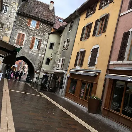 L'Authentik, Charme Et Confort En Vieille Ville Annecy Exterior foto